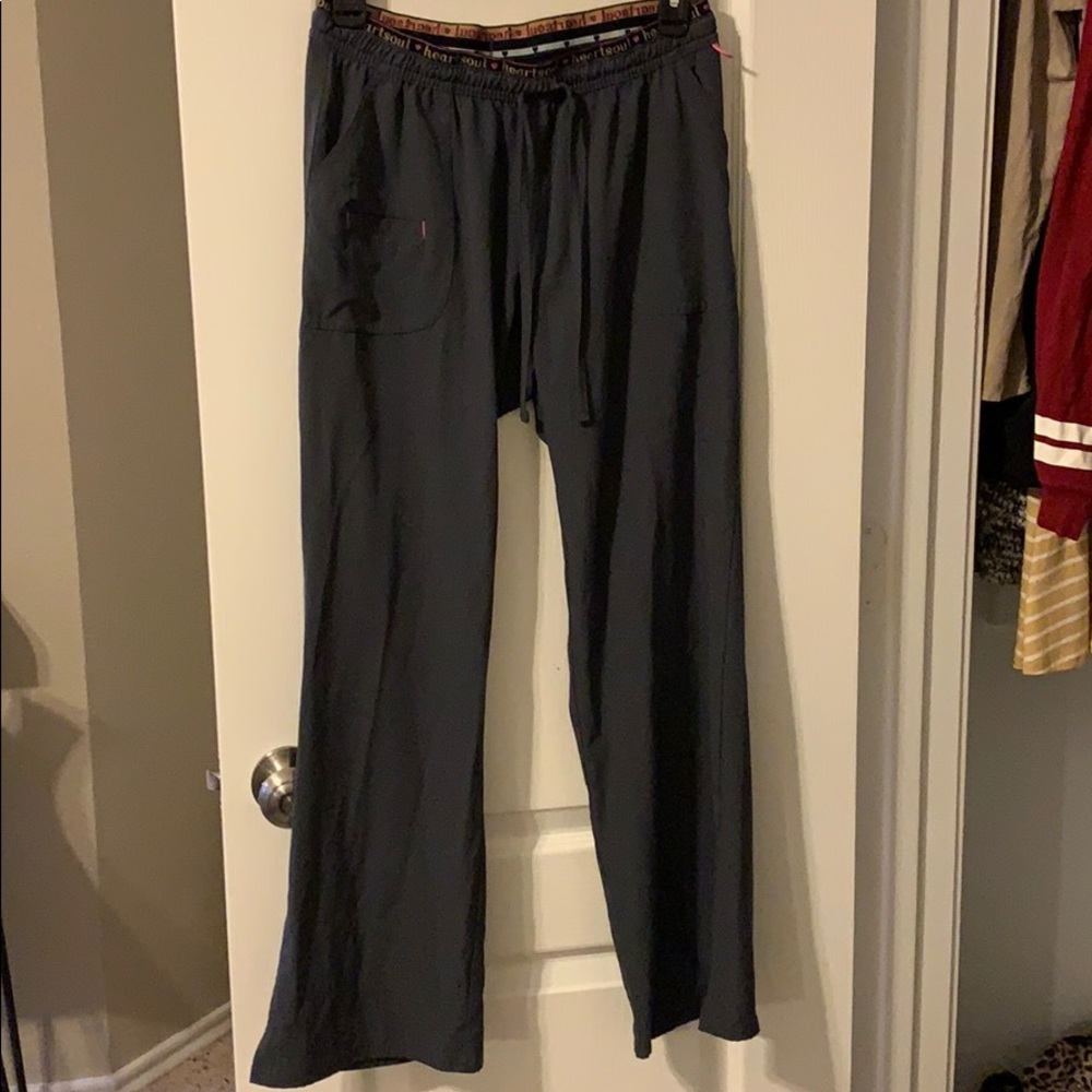 Heartsoul Scrub Bottom